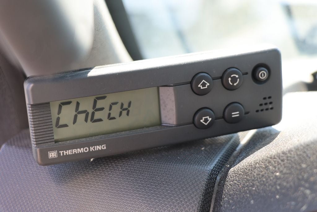 Used 2023 Ford F650 2WD Regular Cab Super Duty image 21