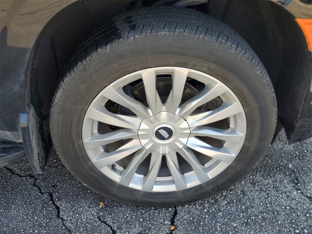 Used 2021 Cadillac Escalade ESV Premium Luxury w/ LPO, Illumination Package image 10