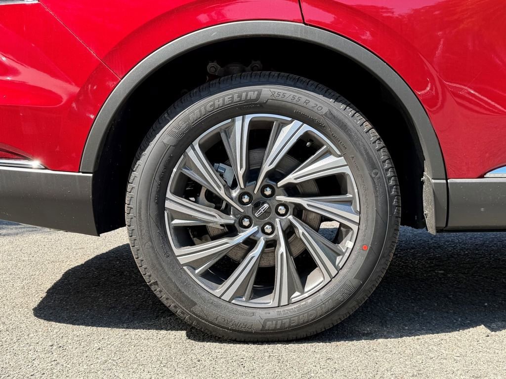 New 2026 Lincoln Aviator AWD image 4