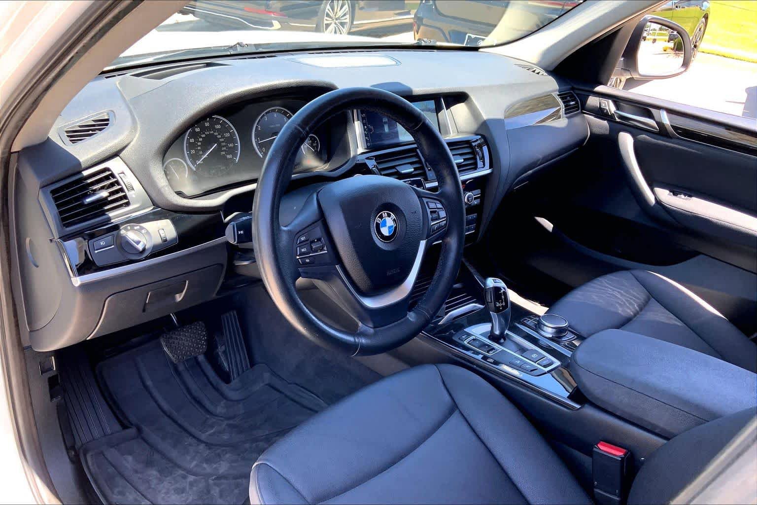 Used 2017 BMW X3 xDrive28i AWD/4WD image 16