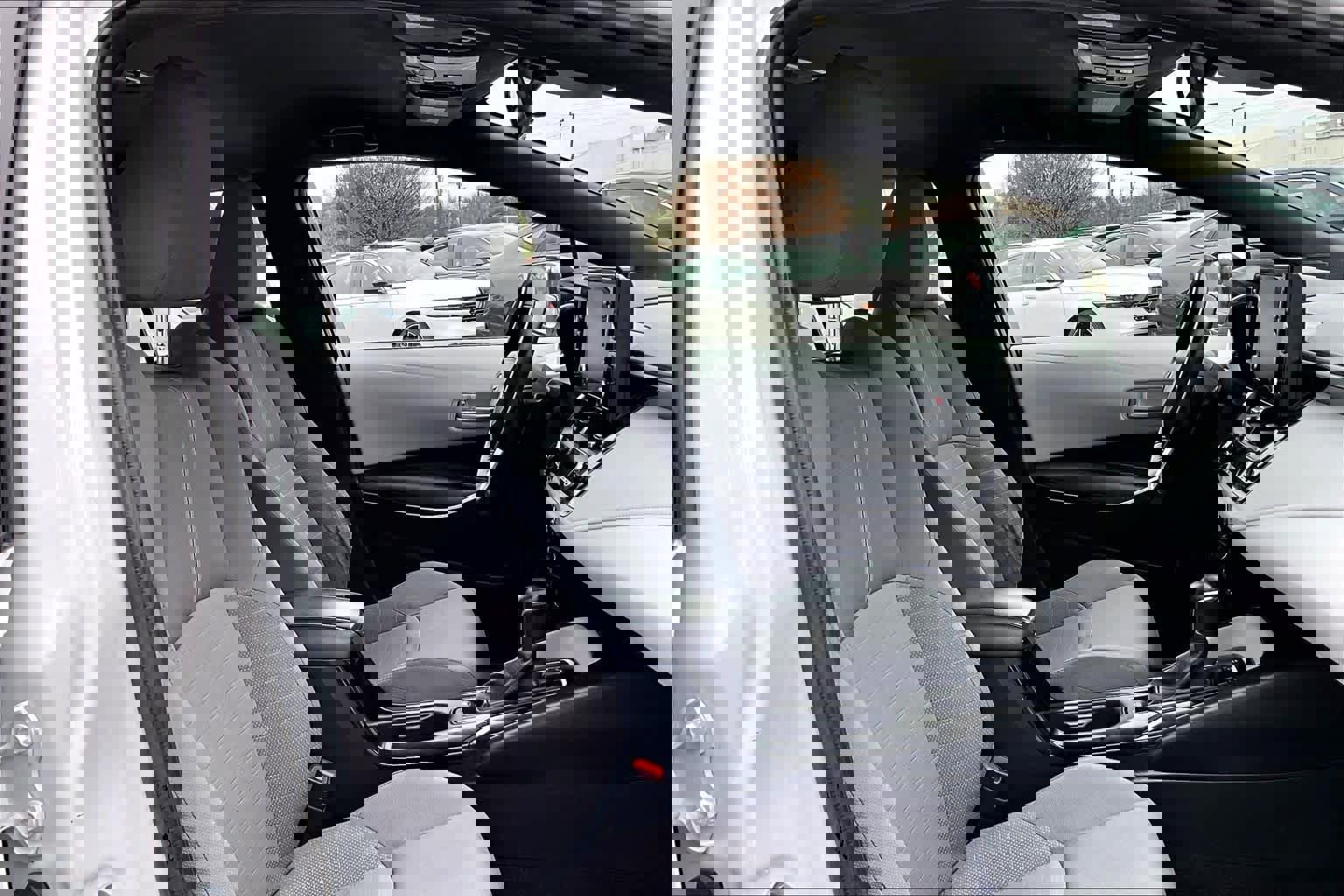 Used 2022 Toyota Corolla SE image 8