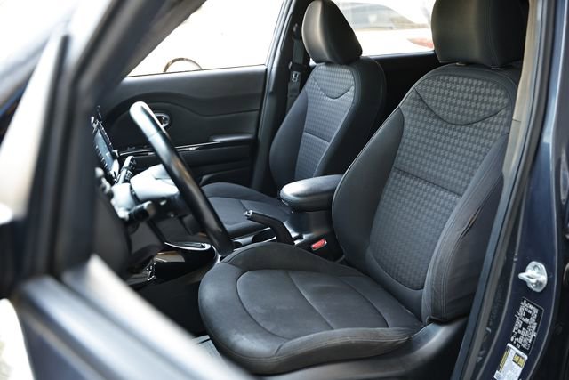 Used 2014 Kia Soul ! w/ Sun & Sound Package FWD image 21