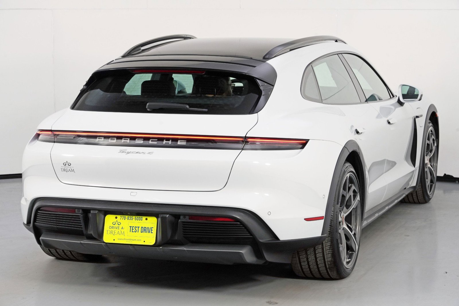 Used 2021 Porsche Taycan 4 Cross Turismo w/ Premium Package image 52