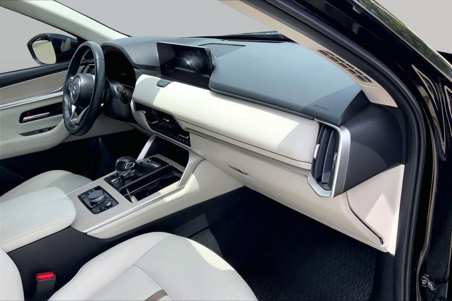 Used 2024 MAZDA CX-90 Plug-In Hybrid w/ Premium Plus AWD/4WD image 19