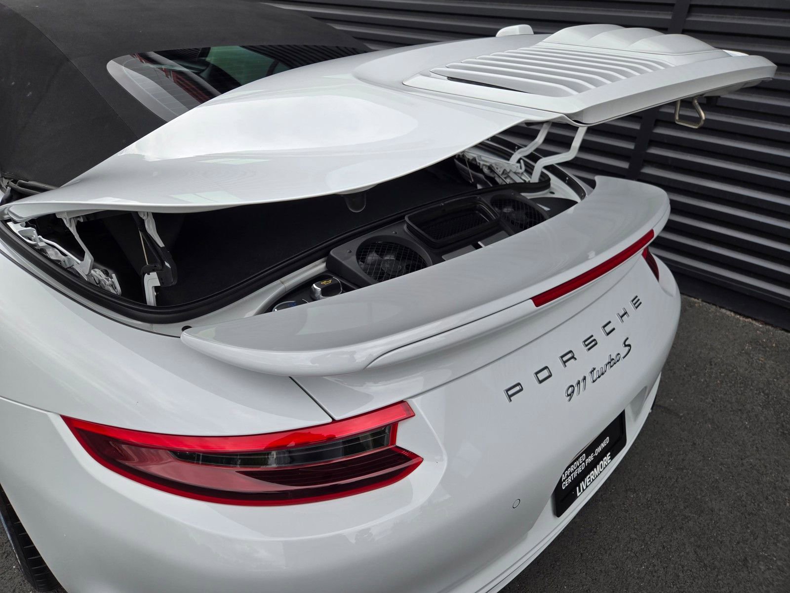 Certified 2019 Porsche 911 Turbo S AWD/4WD image 26