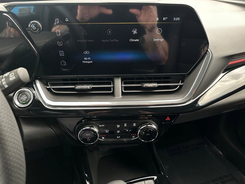 New 2026 Chevrolet Trax RS w/ Driver Confidence Package image 24