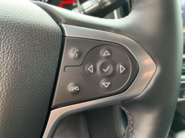 Used 2023 Chevrolet Traverse Premier image 24