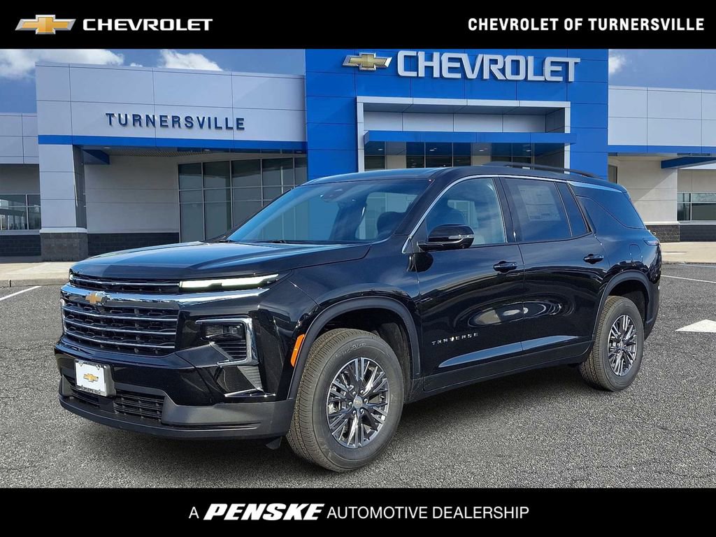 New 2026 Chevrolet Traverse LT image 1