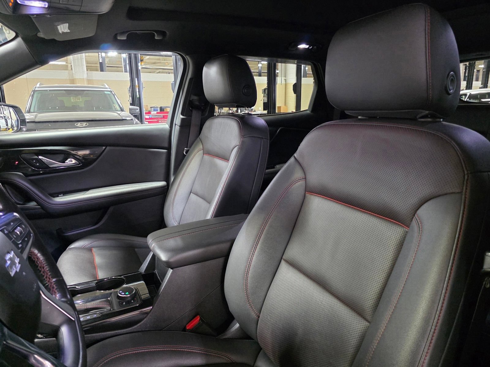 Used 2021 Chevrolet Blazer RS w/ Enhanced Convenience Package FWD image 24