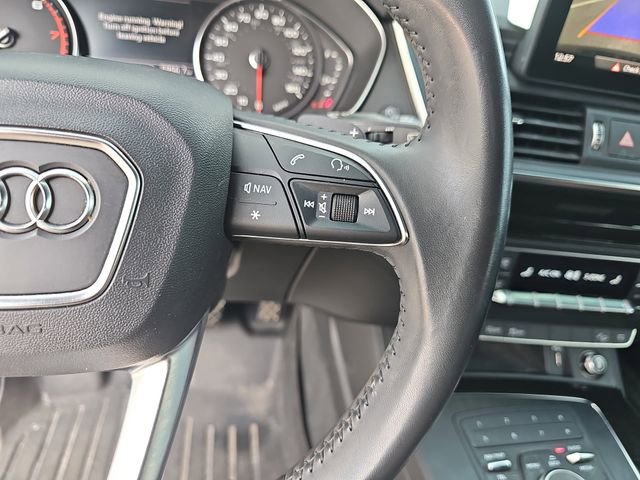 Used 2019 Audi Q5 2.0T Premium w/ Convenience Package AWD/4WD image 21