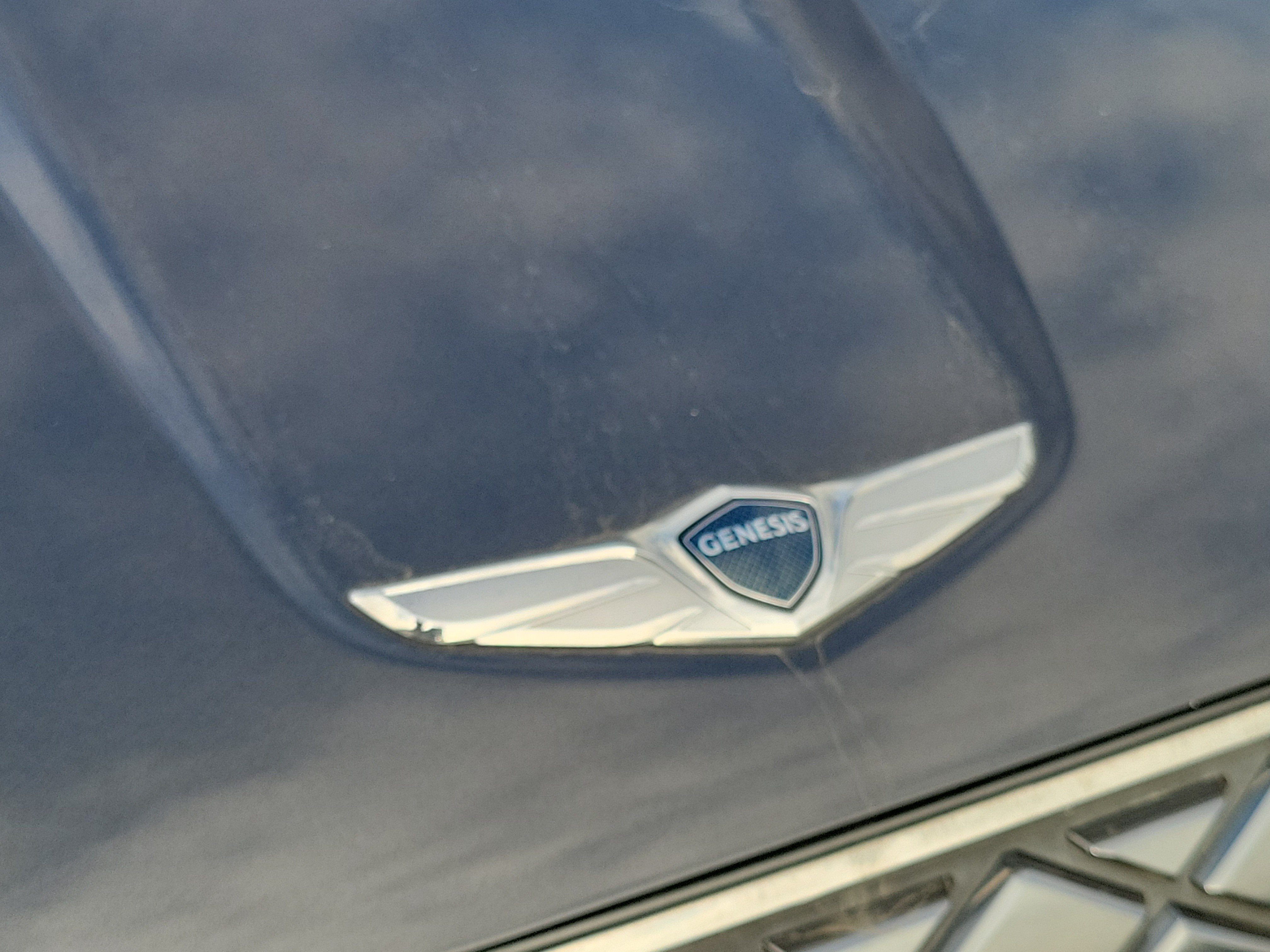 Used 2023 Genesis Electrified GV70 AWD/4WD image 5
