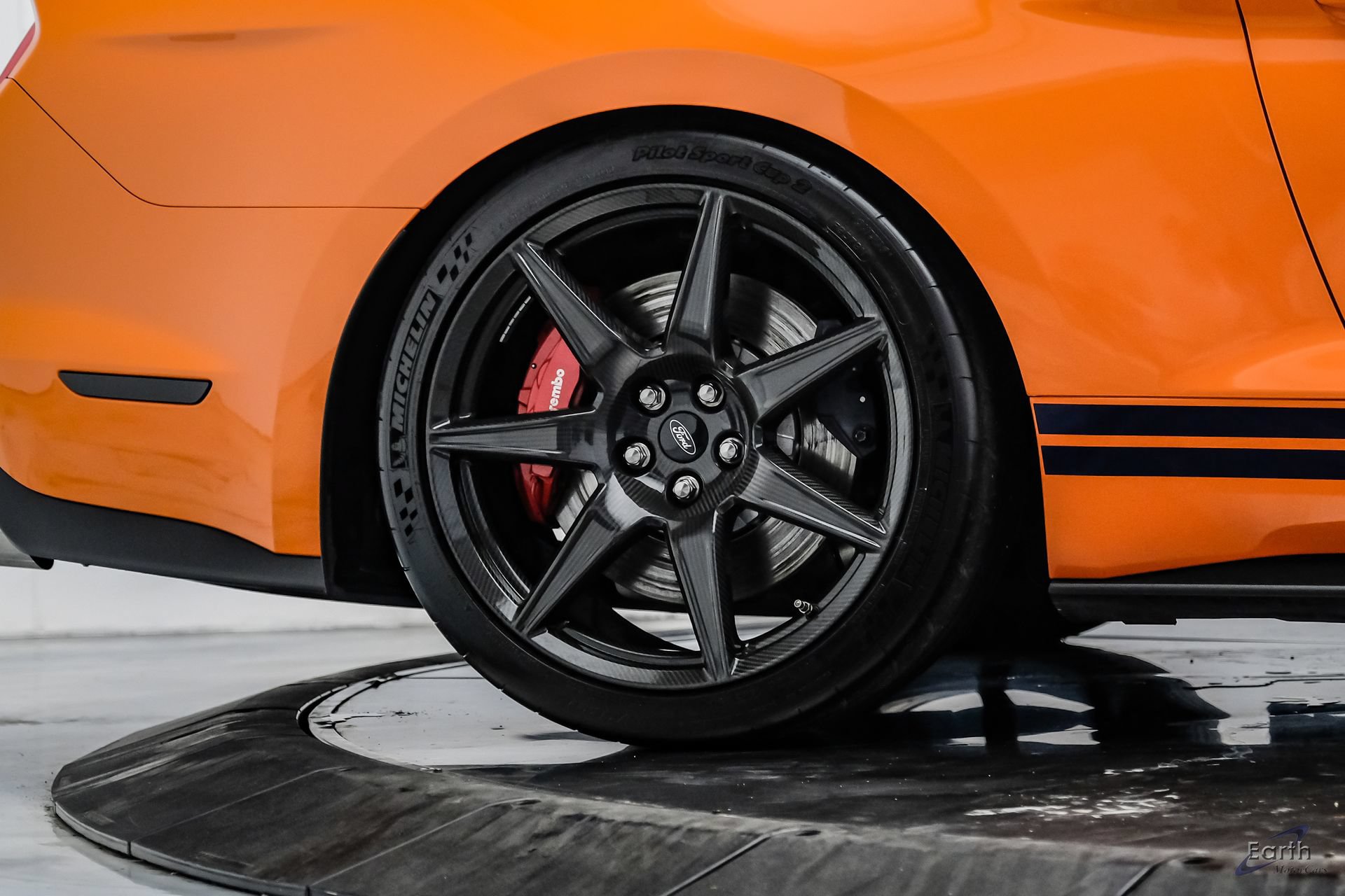 Used 2020 Ford Mustang Shelby GT500 w/ Carbon Fiber Track Pack RWD image 98