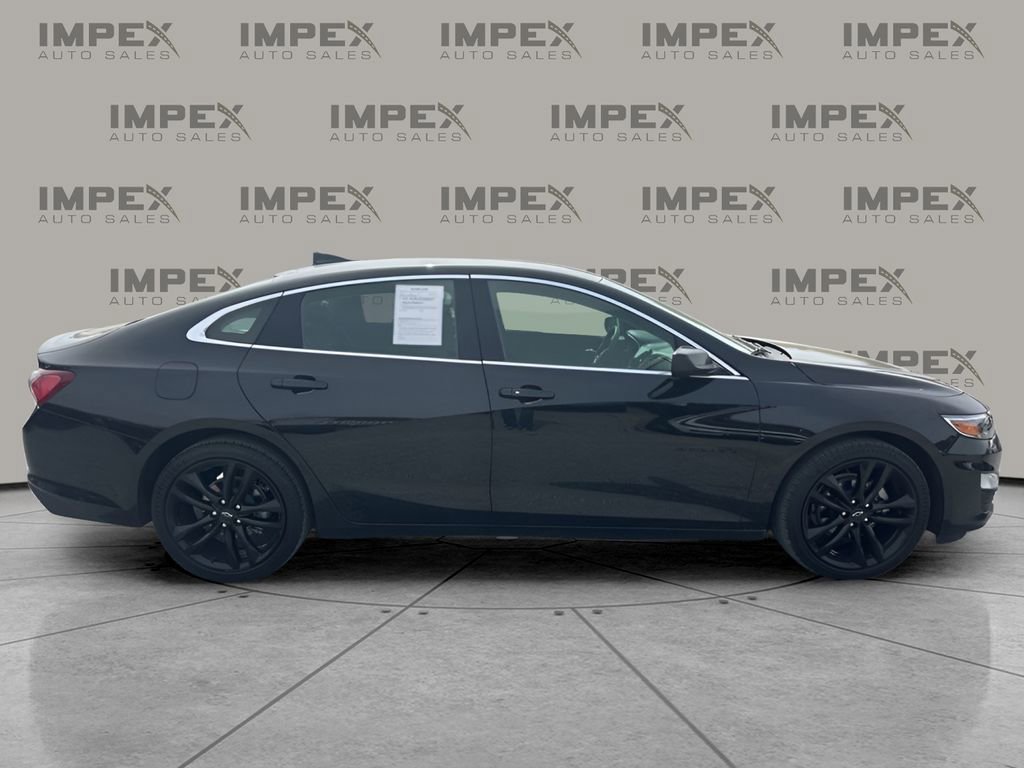 Used 2024 Chevrolet Malibu LT w/ Midnight Edition image 7
