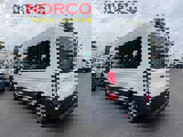 Used 2019 Ford Transit 350 XLT image 5