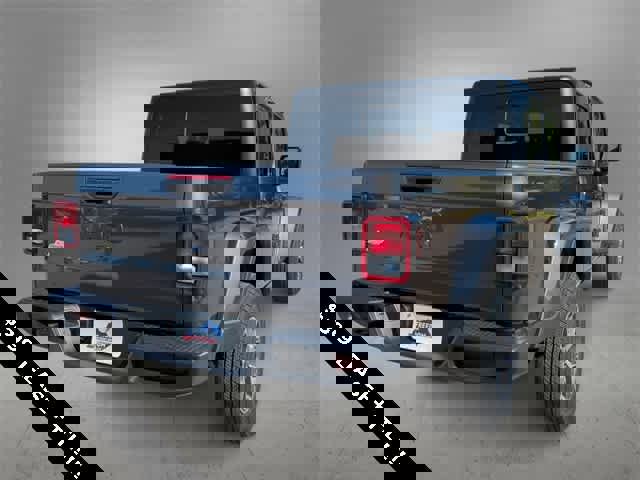 New 2025 Jeep Gladiator Sport image 8