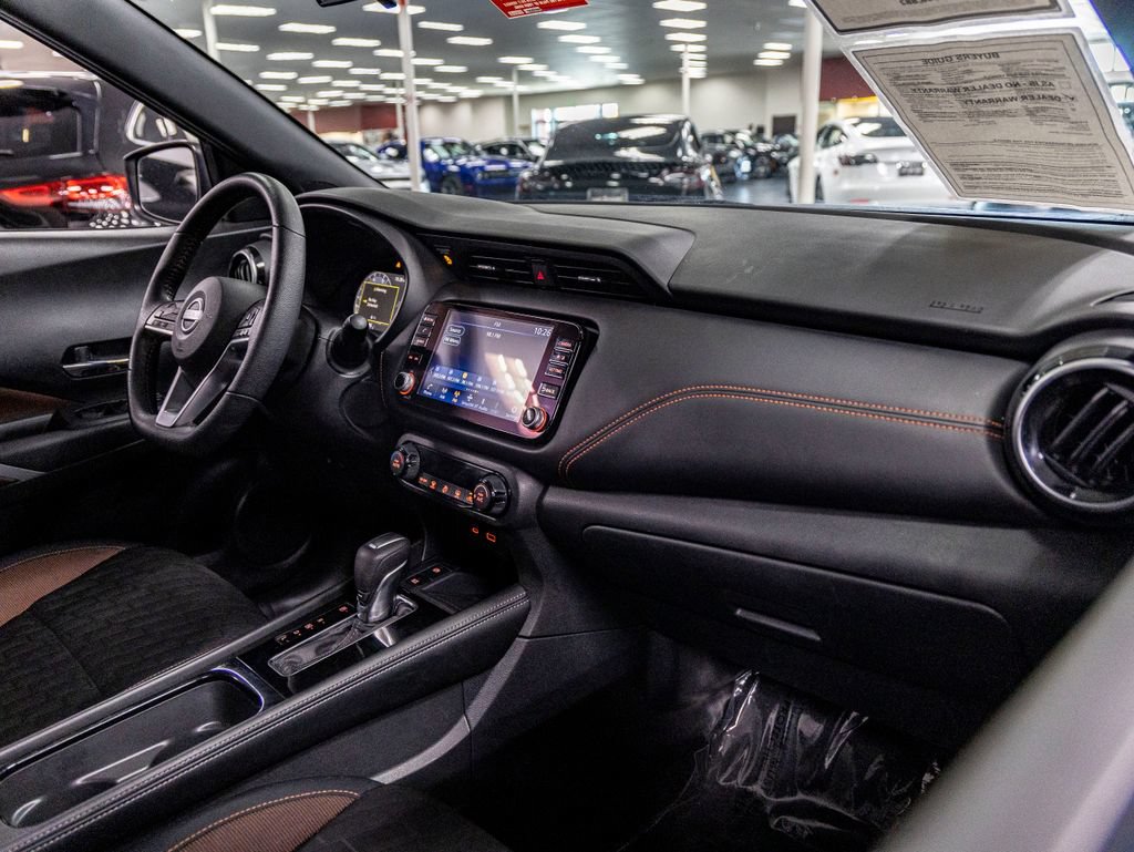 Used 2023 Nissan Kicks SR FWD image 33