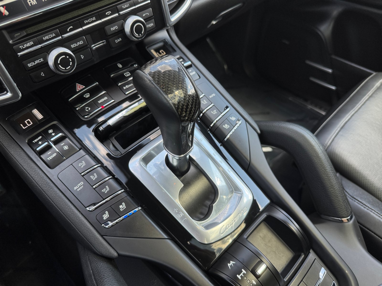 Used 2012 Porsche Cayenne S AWD/4WD image 23