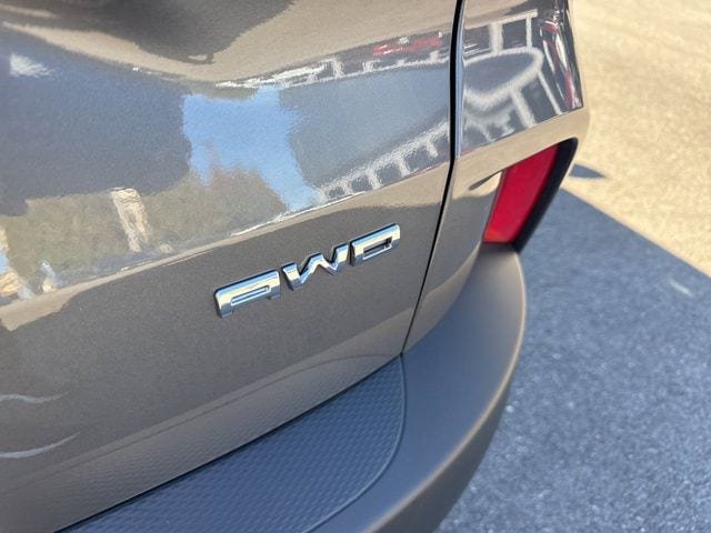New 2026 Ford Escape ST-Line w/ Cold Weather Package AWD/4WD image 9