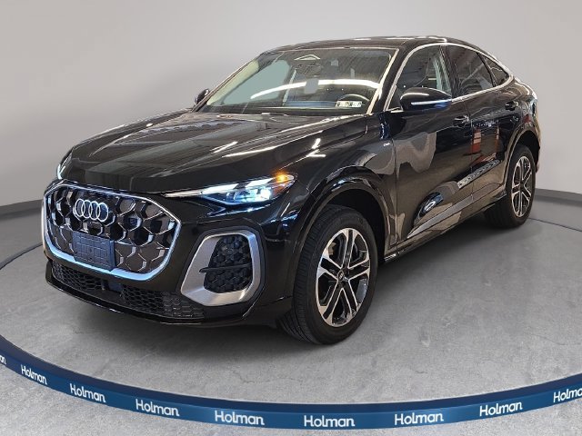 Used 2025 Audi Q5 Premium w/ Convenience Package