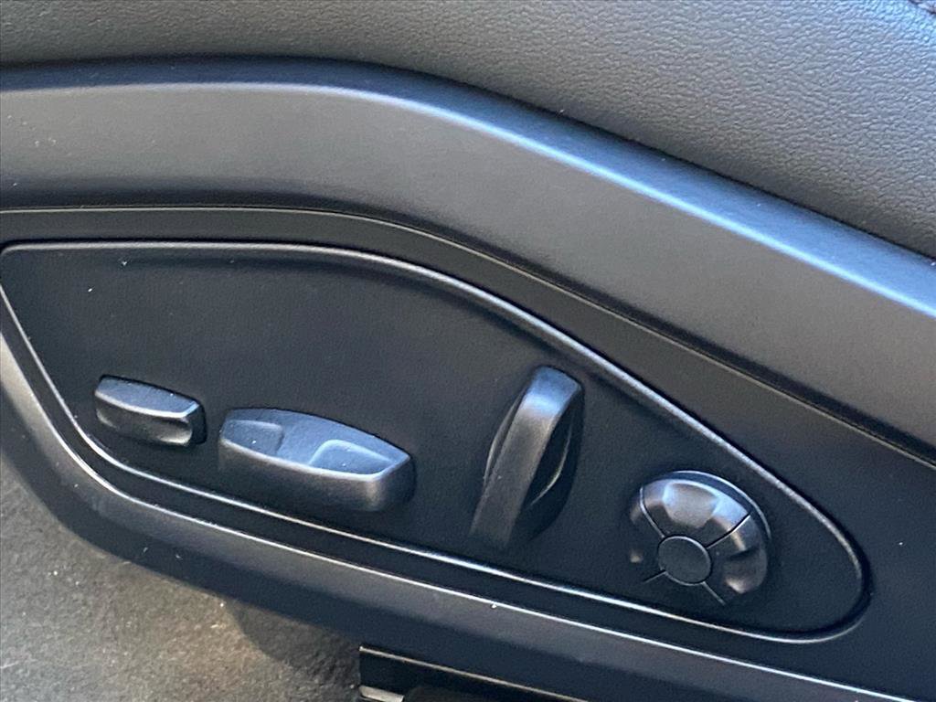 Used 2022 Audi e-tron GT Premium Plus image 9