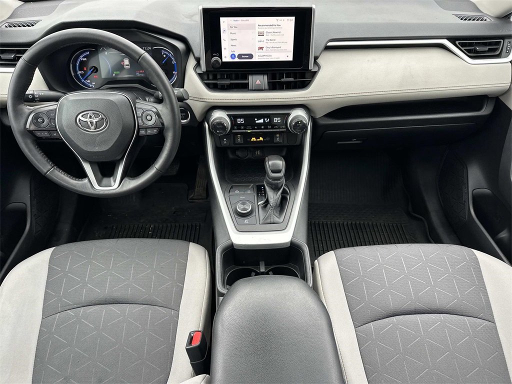 Used 2023 Toyota RAV4 XLE image 14
