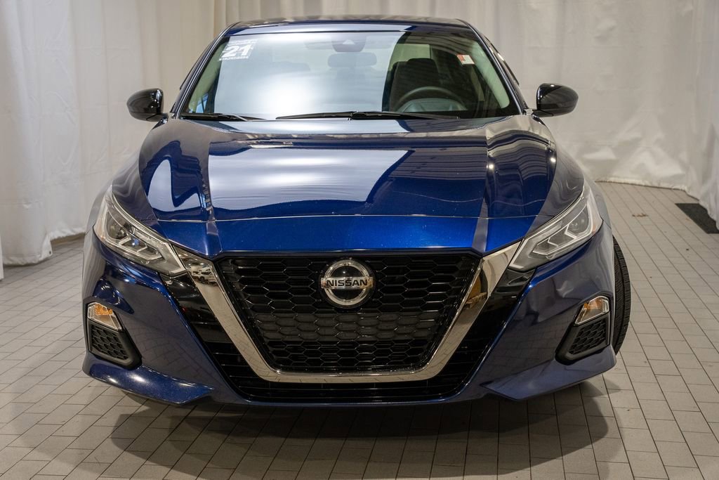 Certified 2021 Nissan Altima 2.5 SR image 2