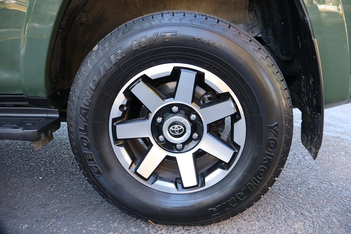 Used 2022 Toyota 4Runner TRD Off-Road Premium image 43