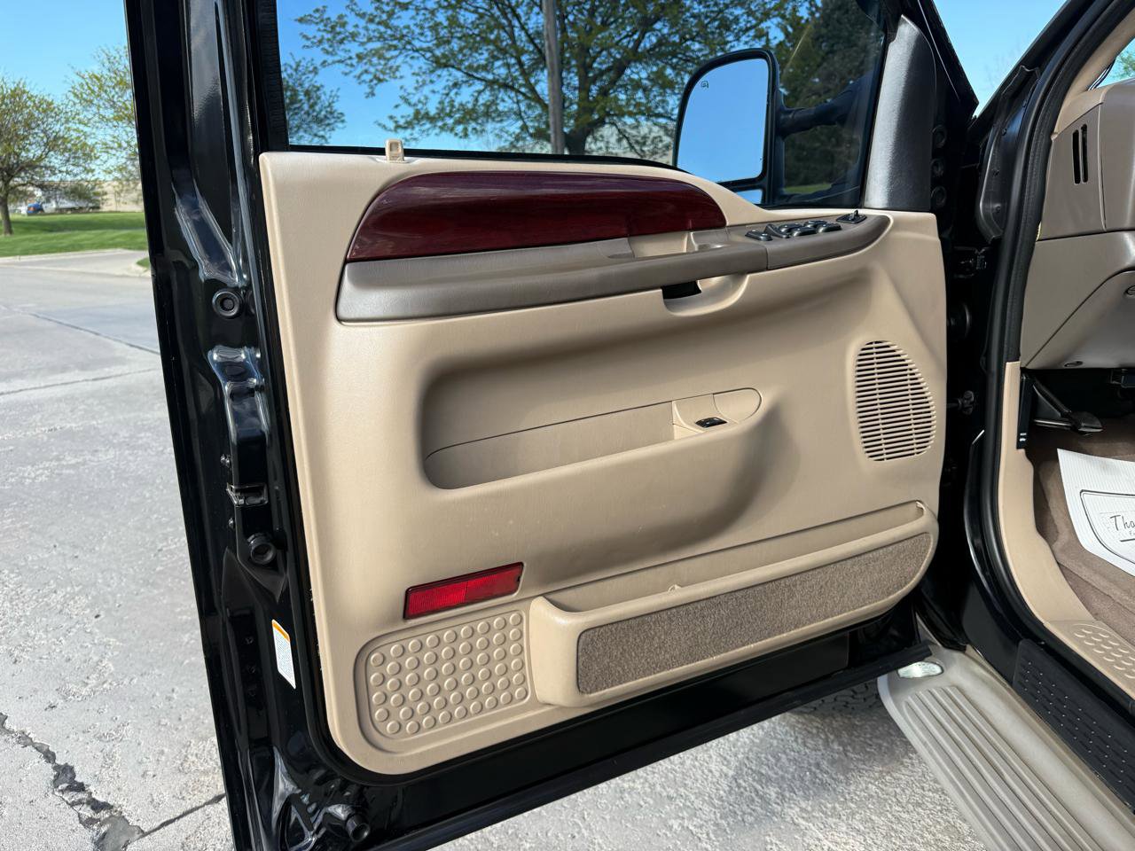 Used 2003 Ford Excursion Eddie Bauer AWD/4WD image 32