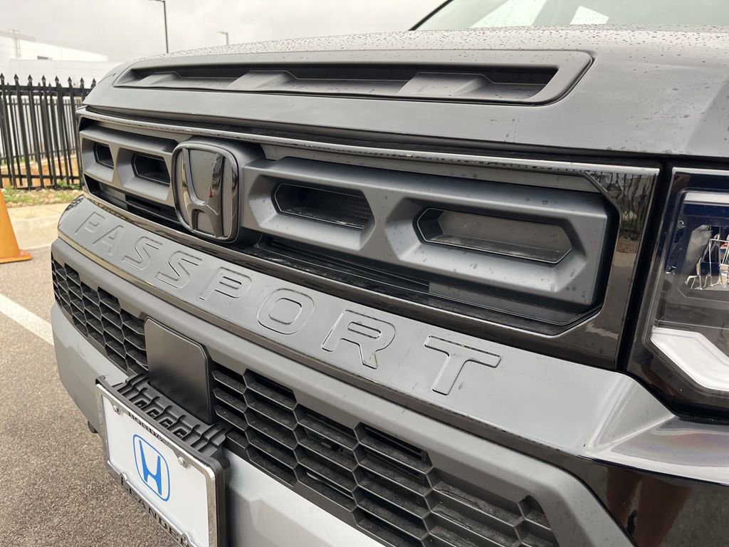 Certified 2026 Honda Passport RTL image 14