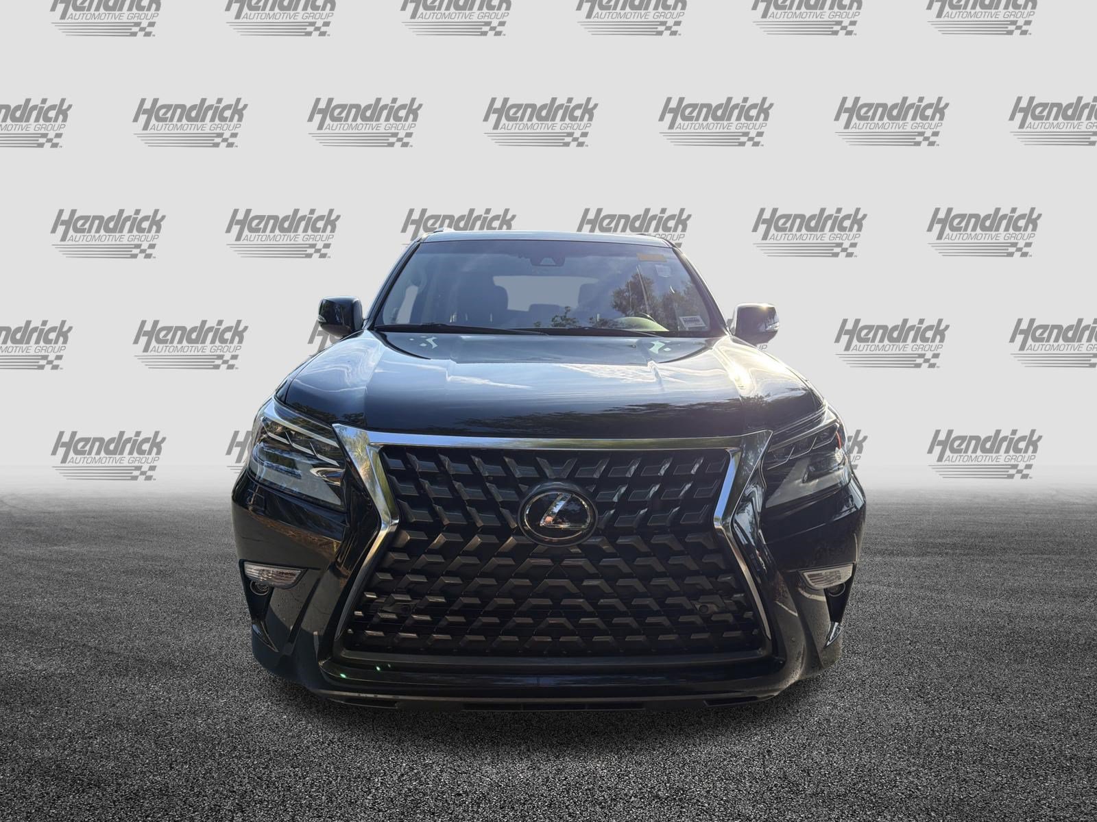 Used 2023 Lexus GX 460 Premium w/ Premium Package AWD/4WD image 3