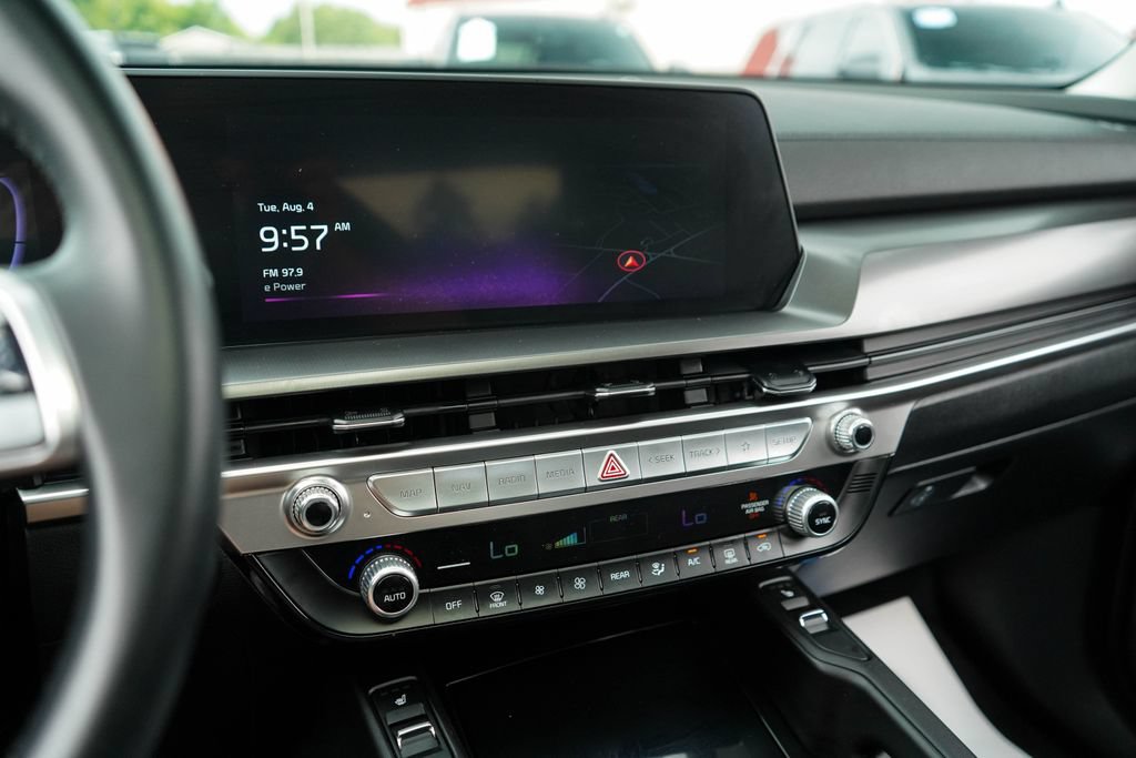 Used 2025 Kia Telluride S FWD image 7