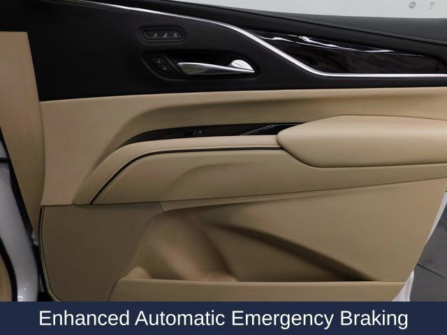 Used 2023 Cadillac Escalade Premium Luxury w/ Performance Package image 37