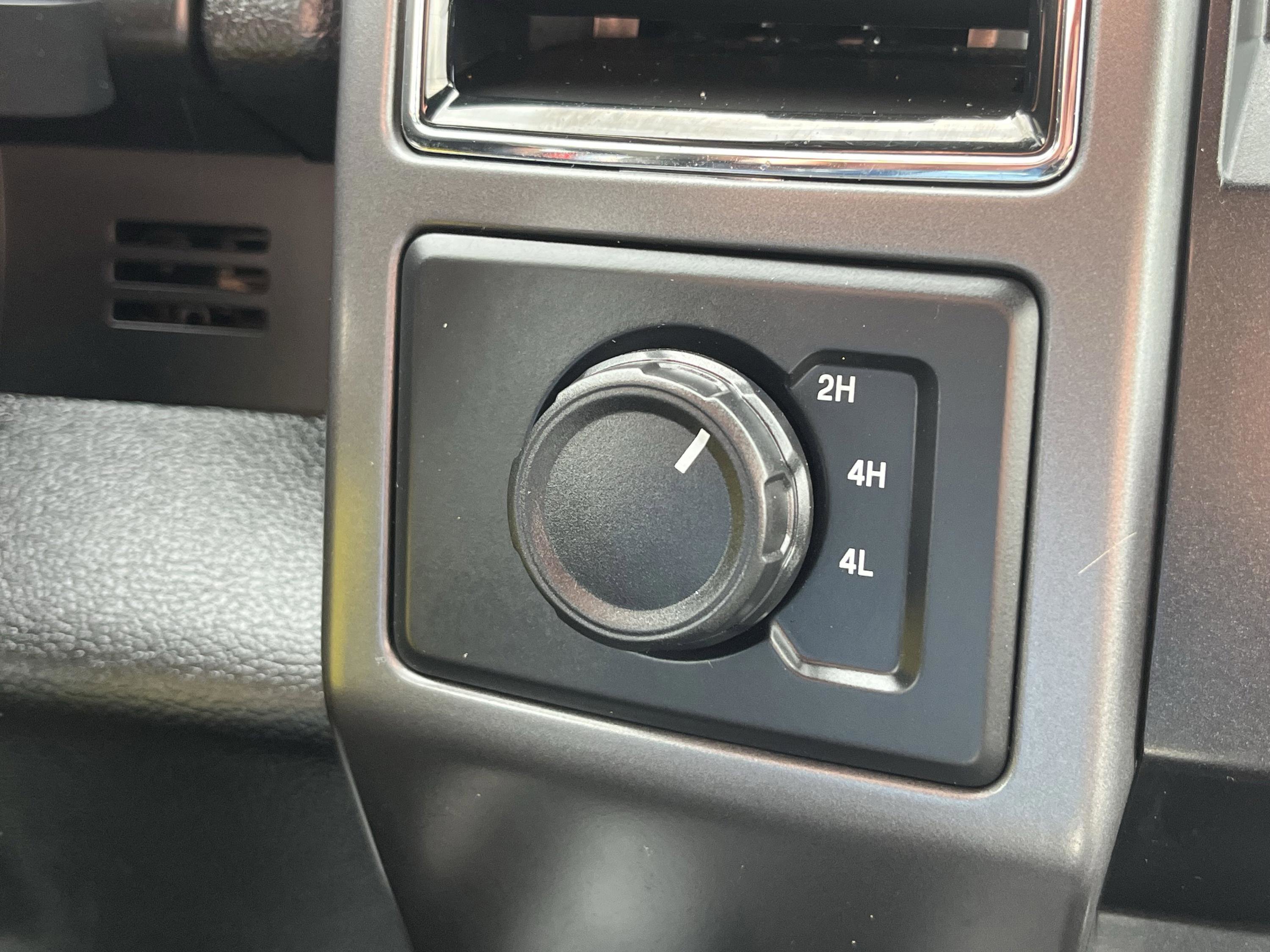 Used 2019 Ford F150 XLT w/ Equipment Group 302A Luxury image 19