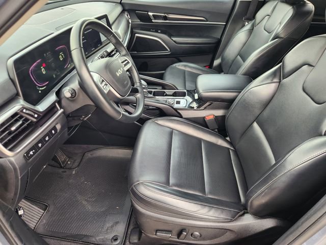 Used 2025 Kia Telluride S image 13