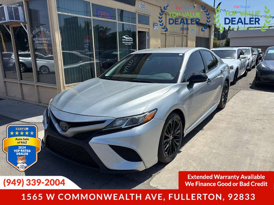 Used 2020 Toyota Camry SE w/ Carpet Mat Package FWD image 10