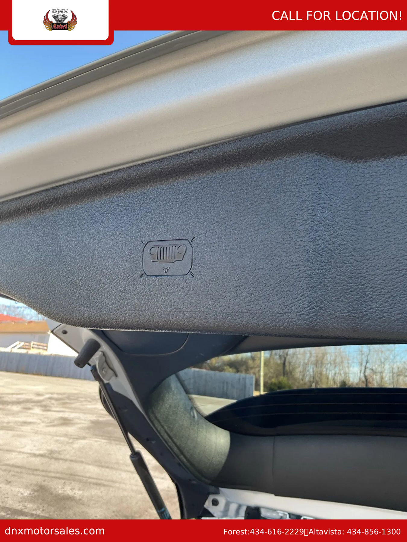 Used 2025 Jeep Compass Limited image 47