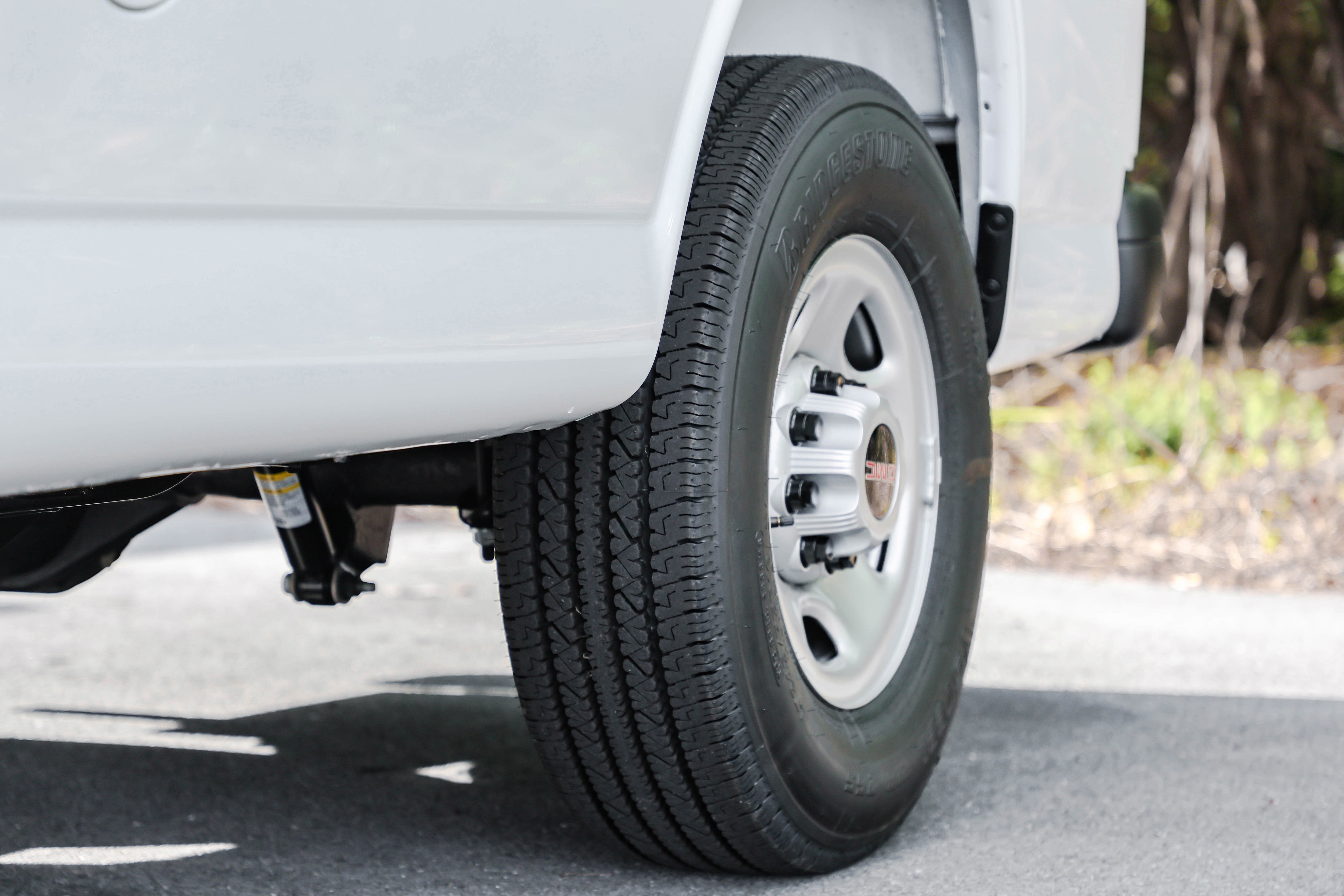 New 2025 GMC Savana 3500 w/ Driver Convenience Package image 4