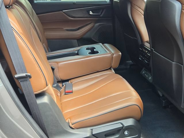 Used 2022 Acura MDX w/ Advance Package AWD/4WD image 17