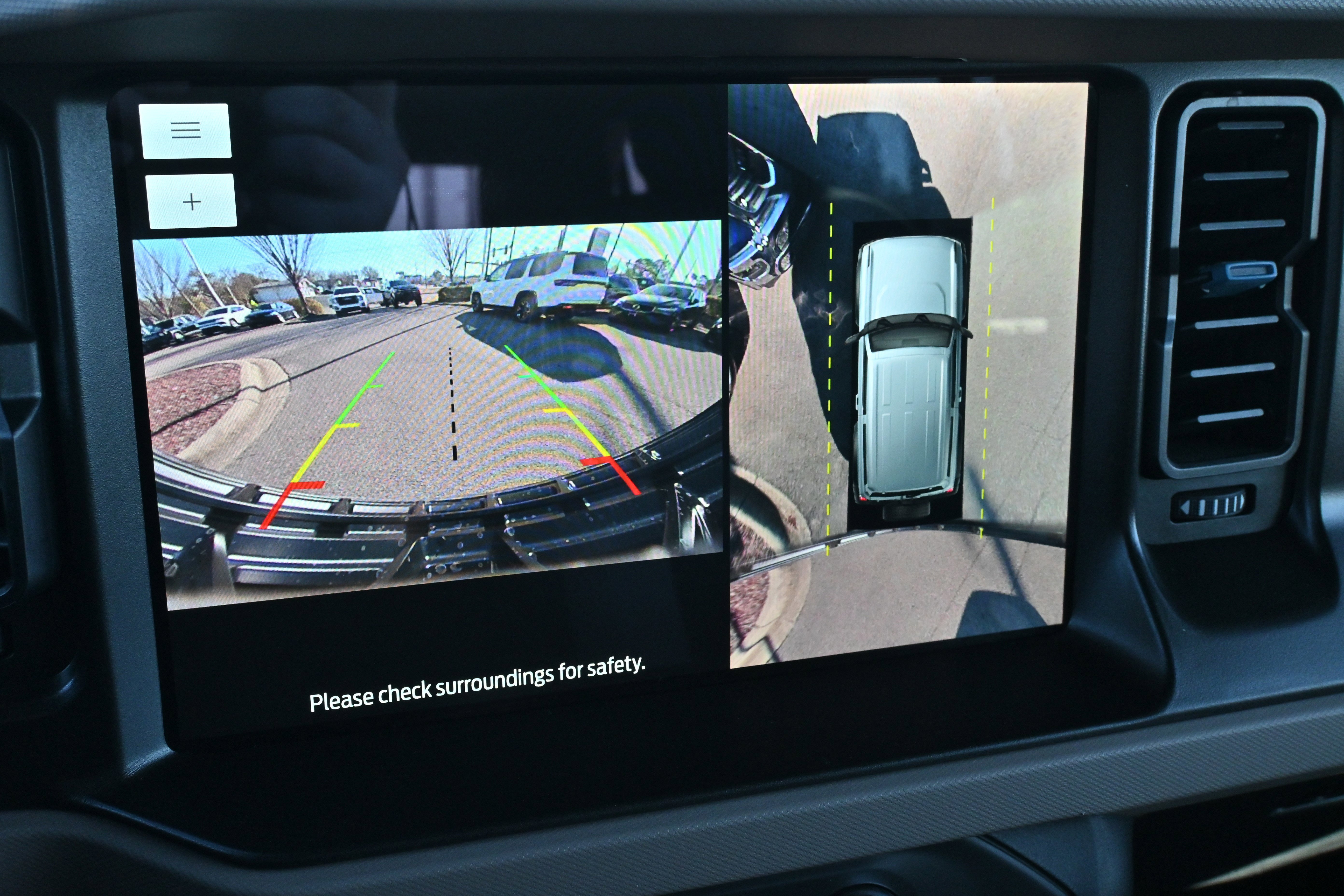 Used 2023 Ford Bronco Wildtrak image 15