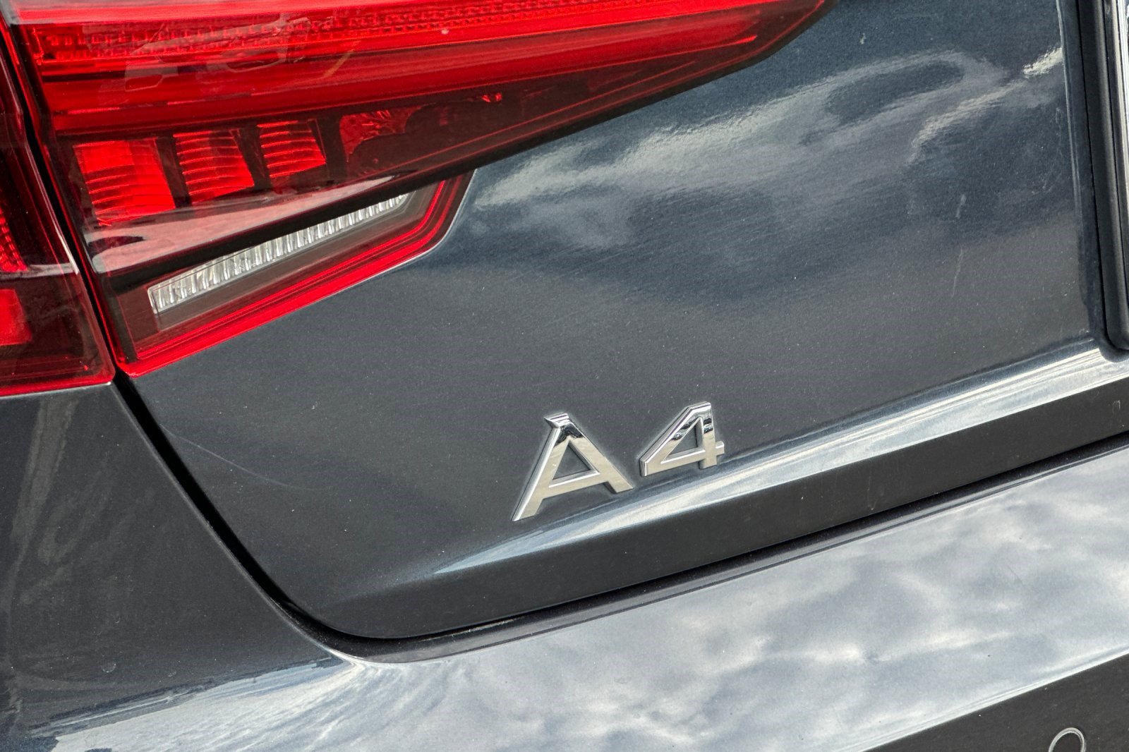 Used 2017 Audi A4 2.0T Premium w/ Audi MMI Navigation Plus image 20