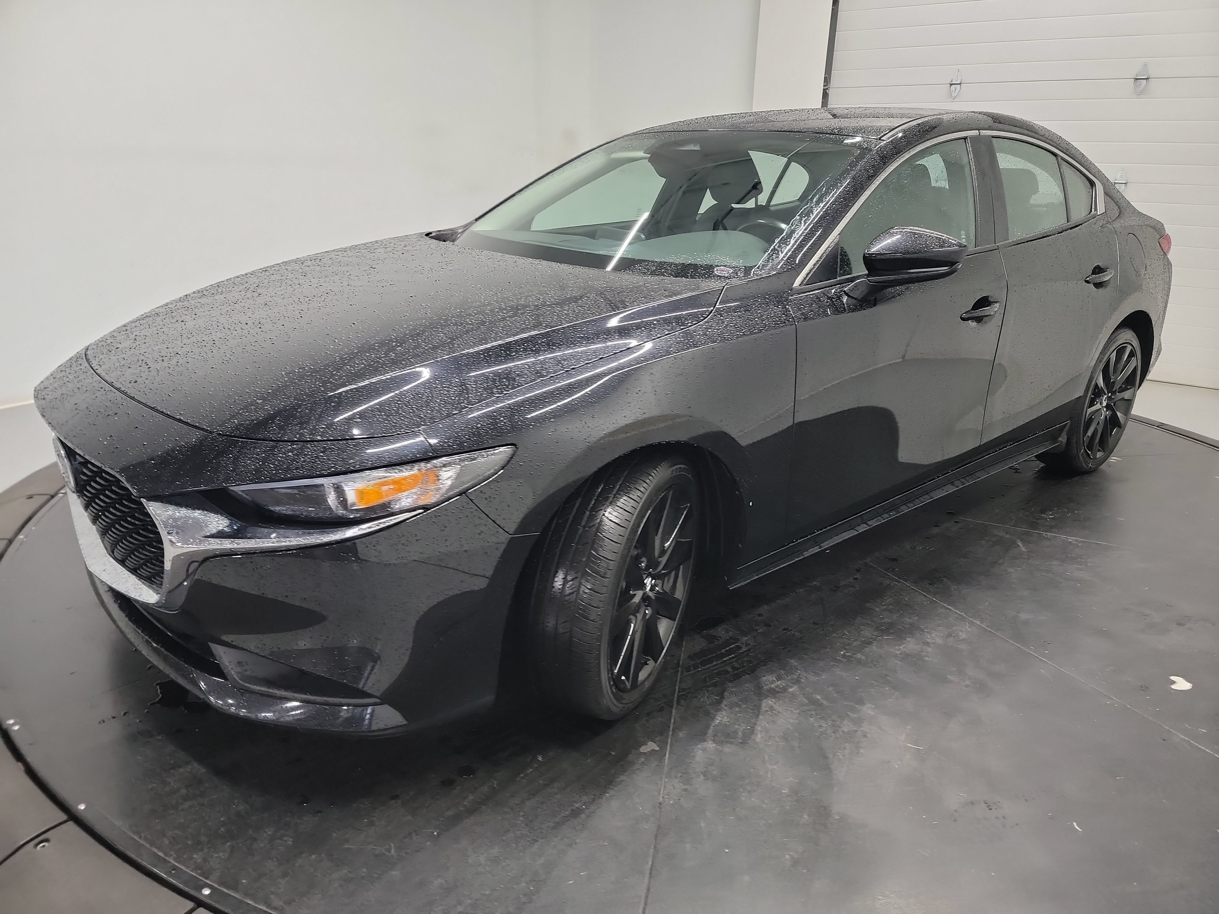 Used 2024 MAZDA MAZDA3 s FWD image 3