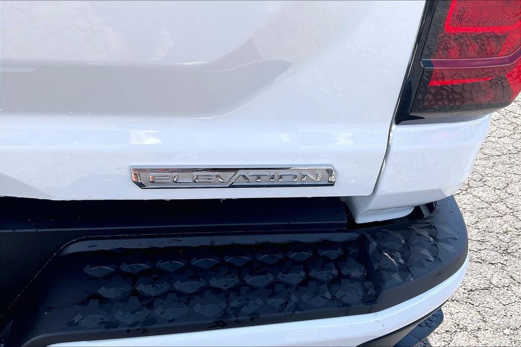 New 2026 GMC Canyon Elevation w/ Convenience Package RWD image 9