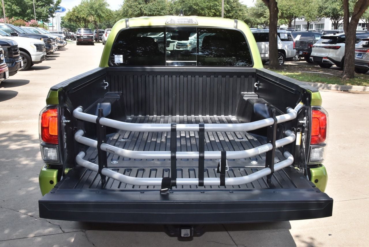 Used 2023 Toyota Tacoma TRD Off-Road w/ Technology Package AWD/4WD image 37