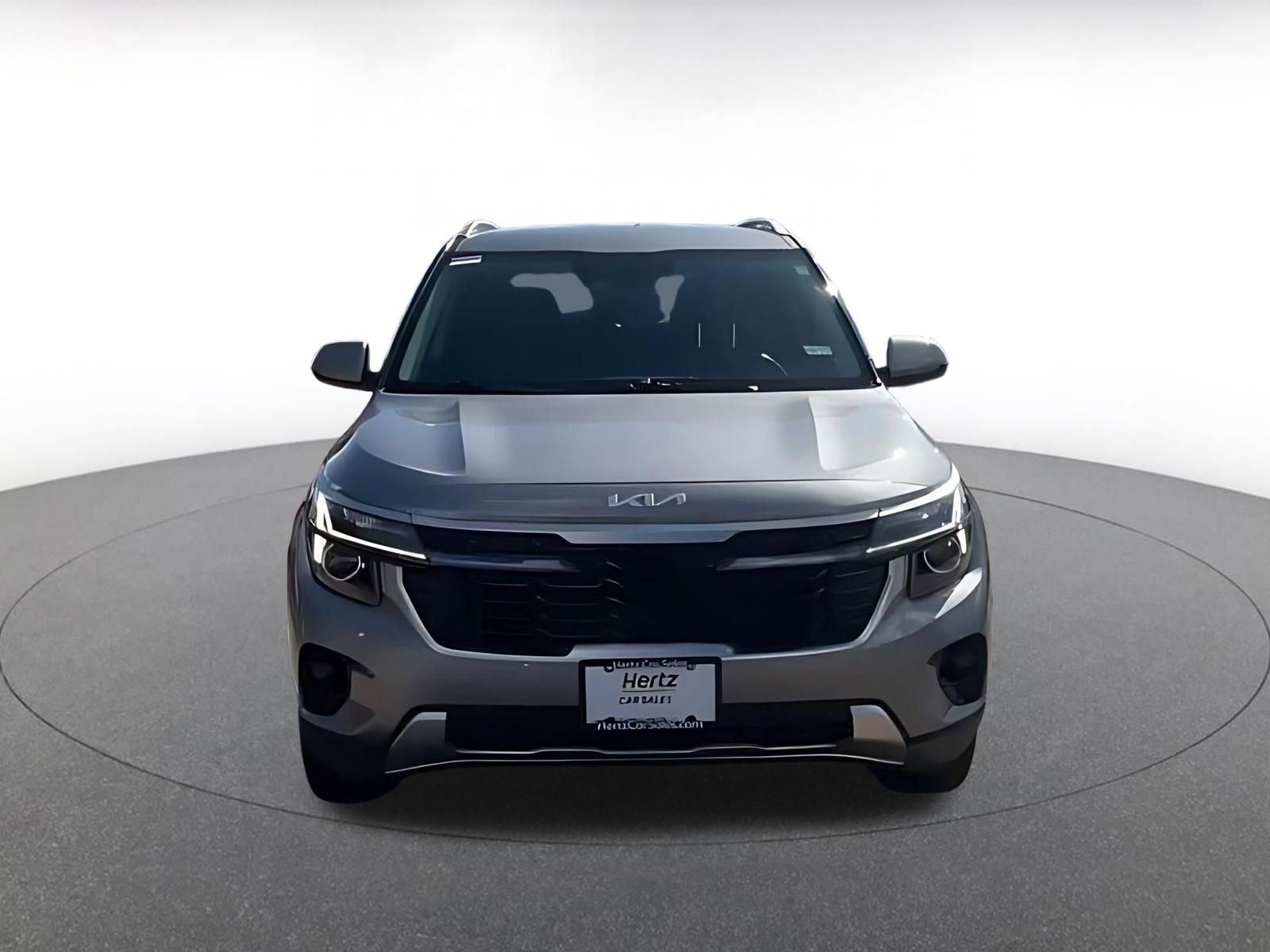 Used 2025 Kia Seltos S image 3