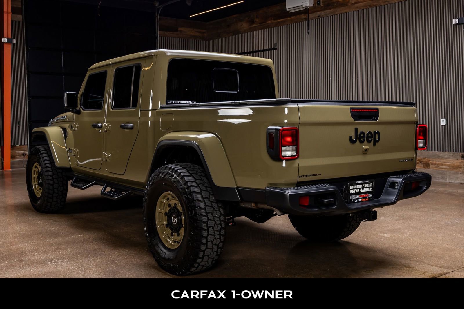 Used 2025 Jeep Gladiator Sport AWD/4WD image 6
