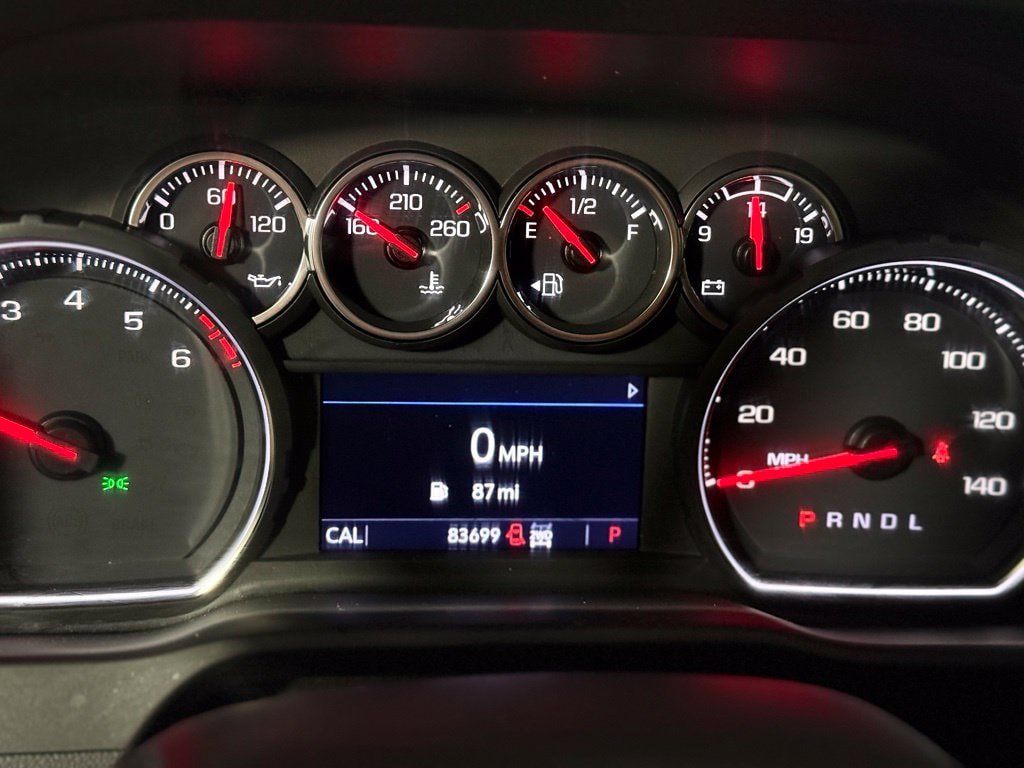Used 2021 Chevrolet Silverado 1500 LT AWD/4WD image 12
