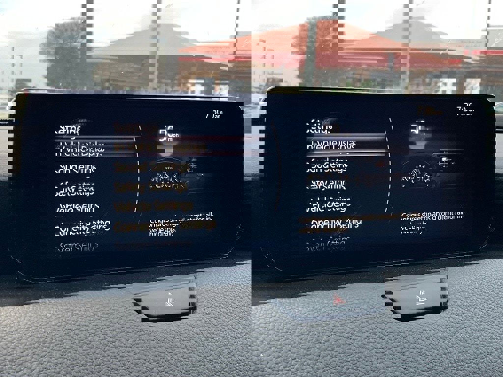 Used 2024 MAZDA CX-90 3.3 Turbo w/ Preferred Plus image 22