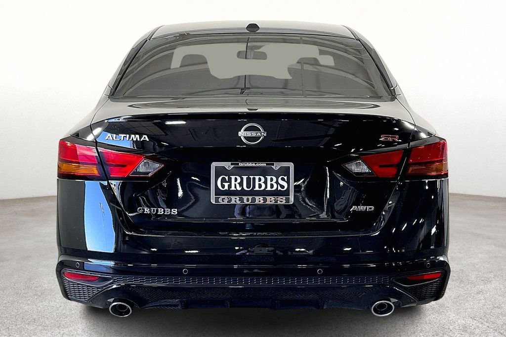 New 2026 Nissan Altima 2.5 SR w/ SR Premium Package image 7