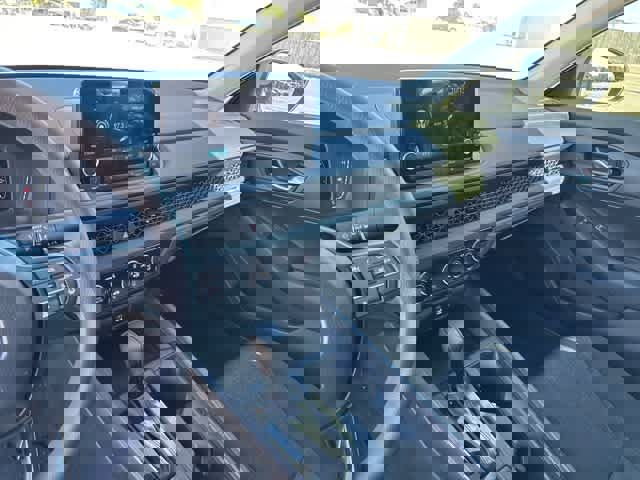 Certified 2025 Honda Accord LX image 19