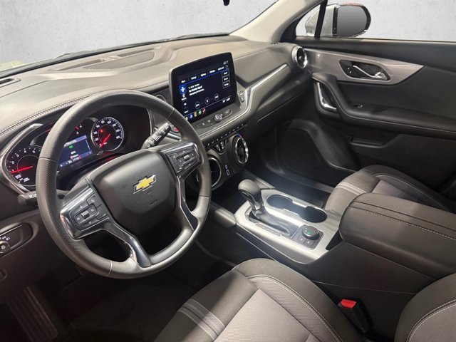 Used 2026 Chevrolet Blazer LT FWD image 8